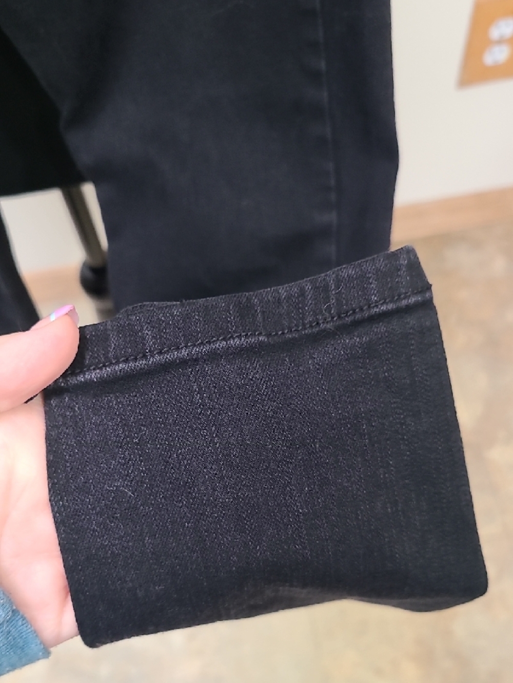 Judy Blue Jeans Black Skinny Jeans - Picture 3 of 7